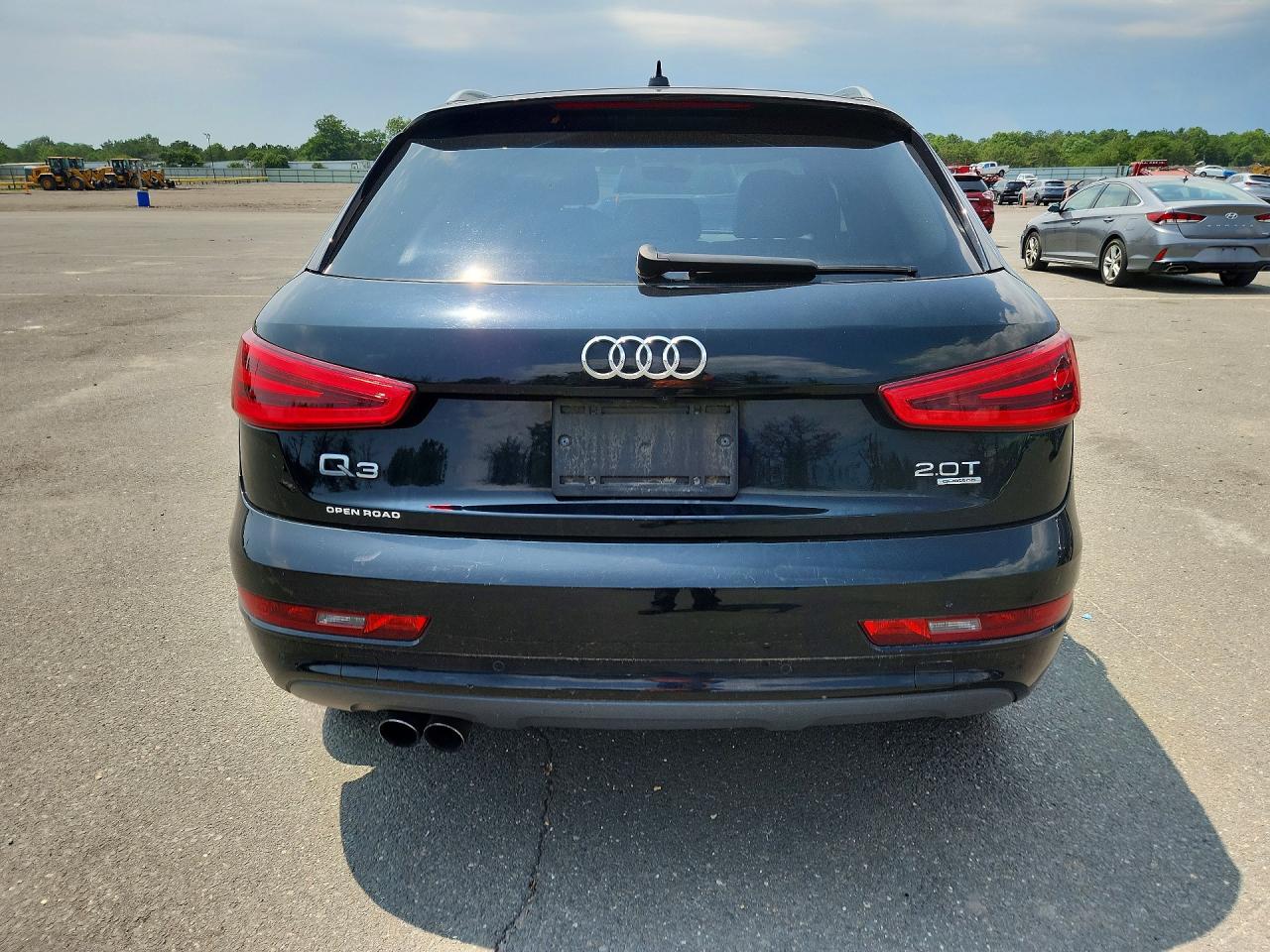 2015 AUDI Q3