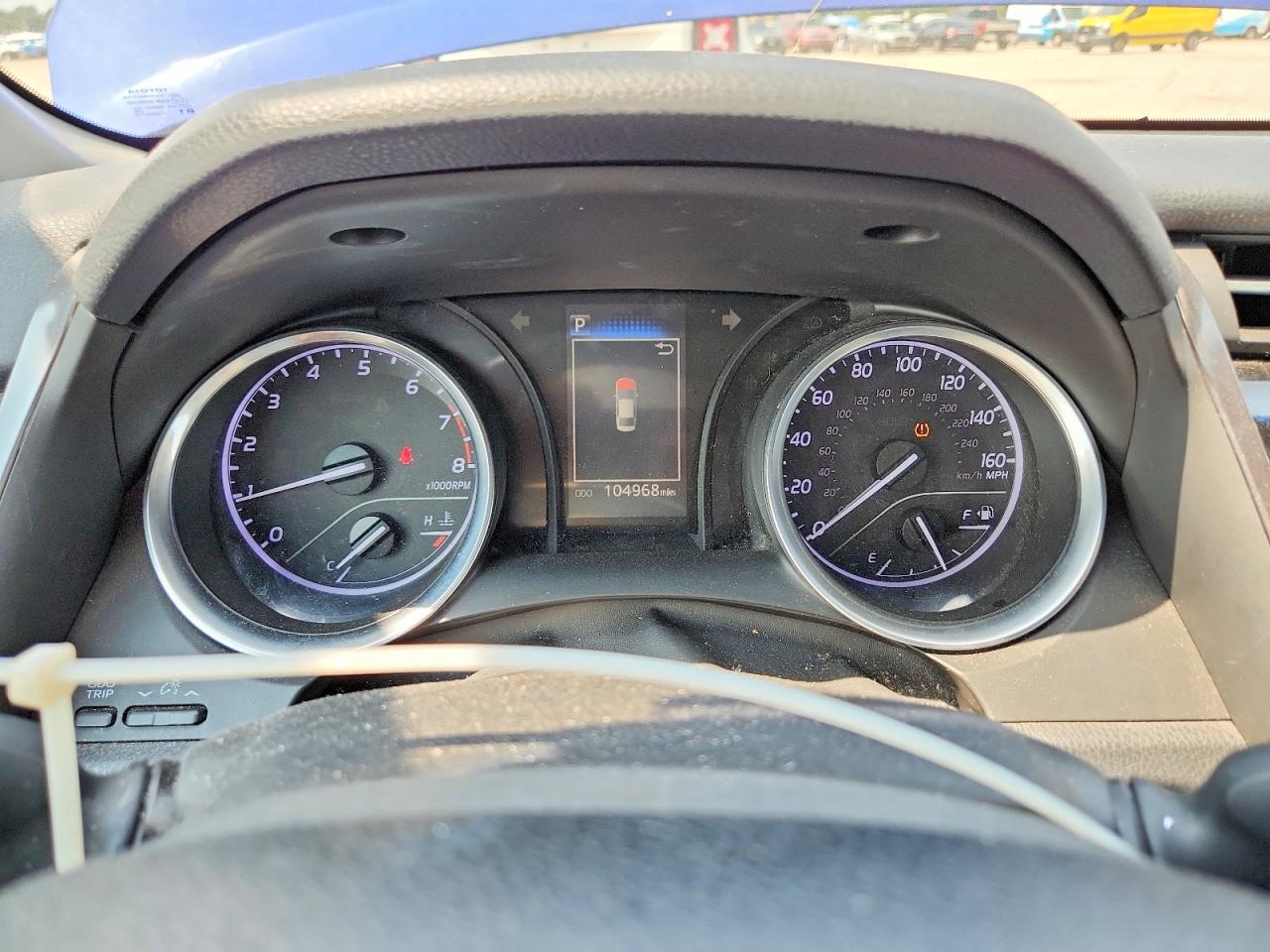 2018 TOYOTA CAMRY