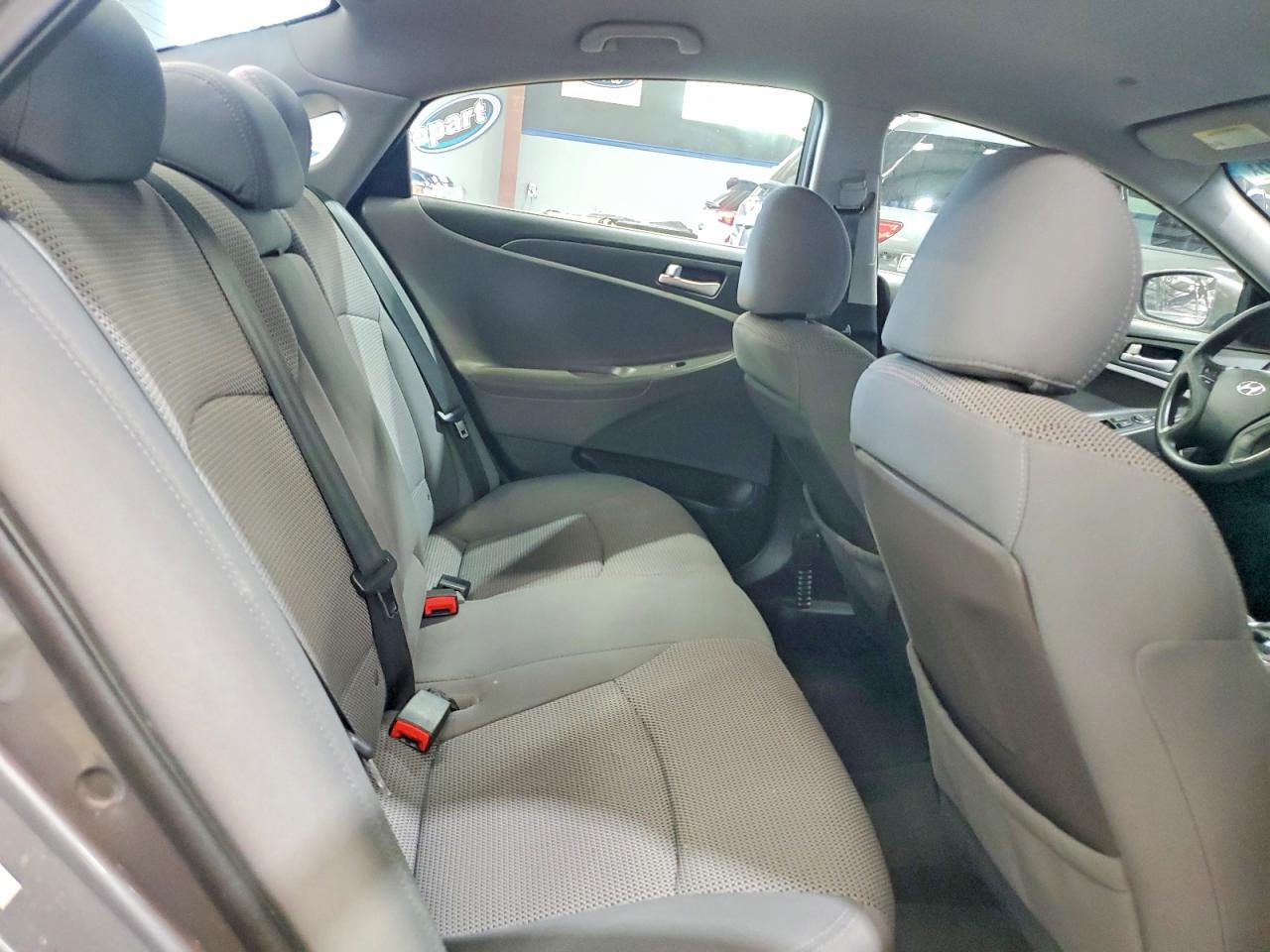 2011 HYUNDAI SONATA