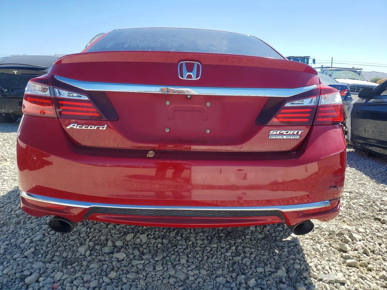 2017 HONDA ACCORD