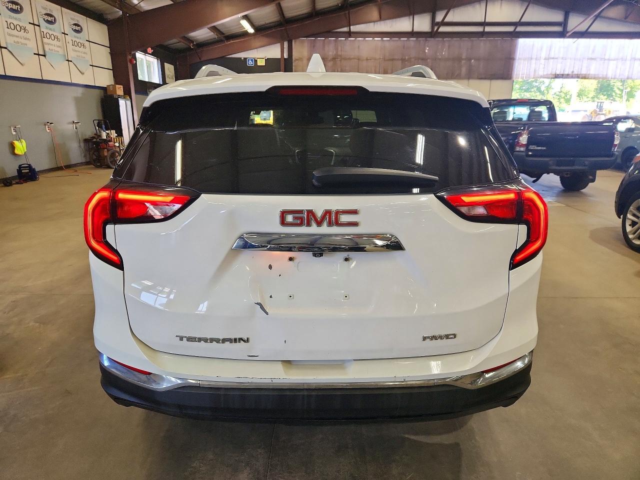 2020 GMC TERRAIN