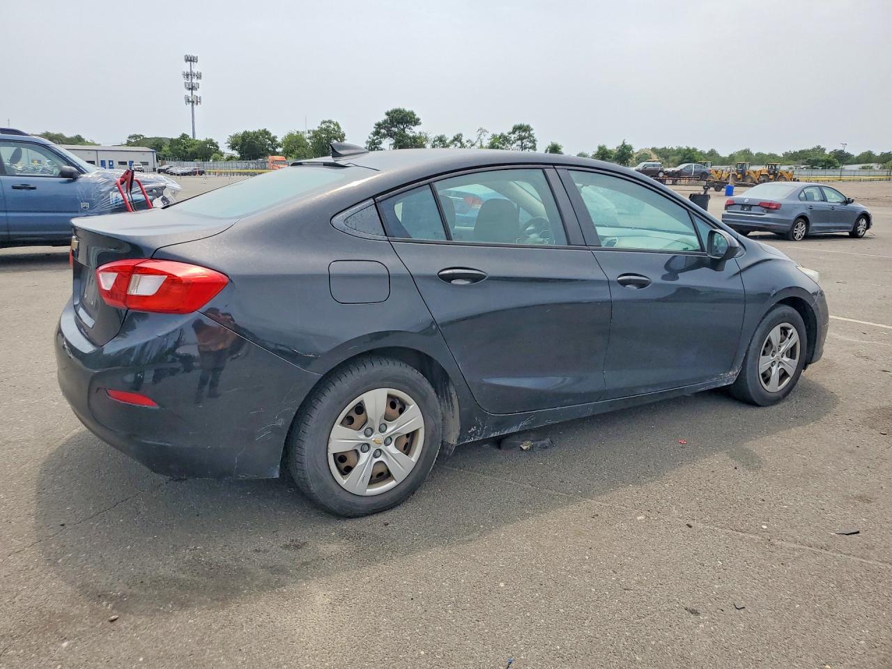 2017 CHEVROLET CRUZE