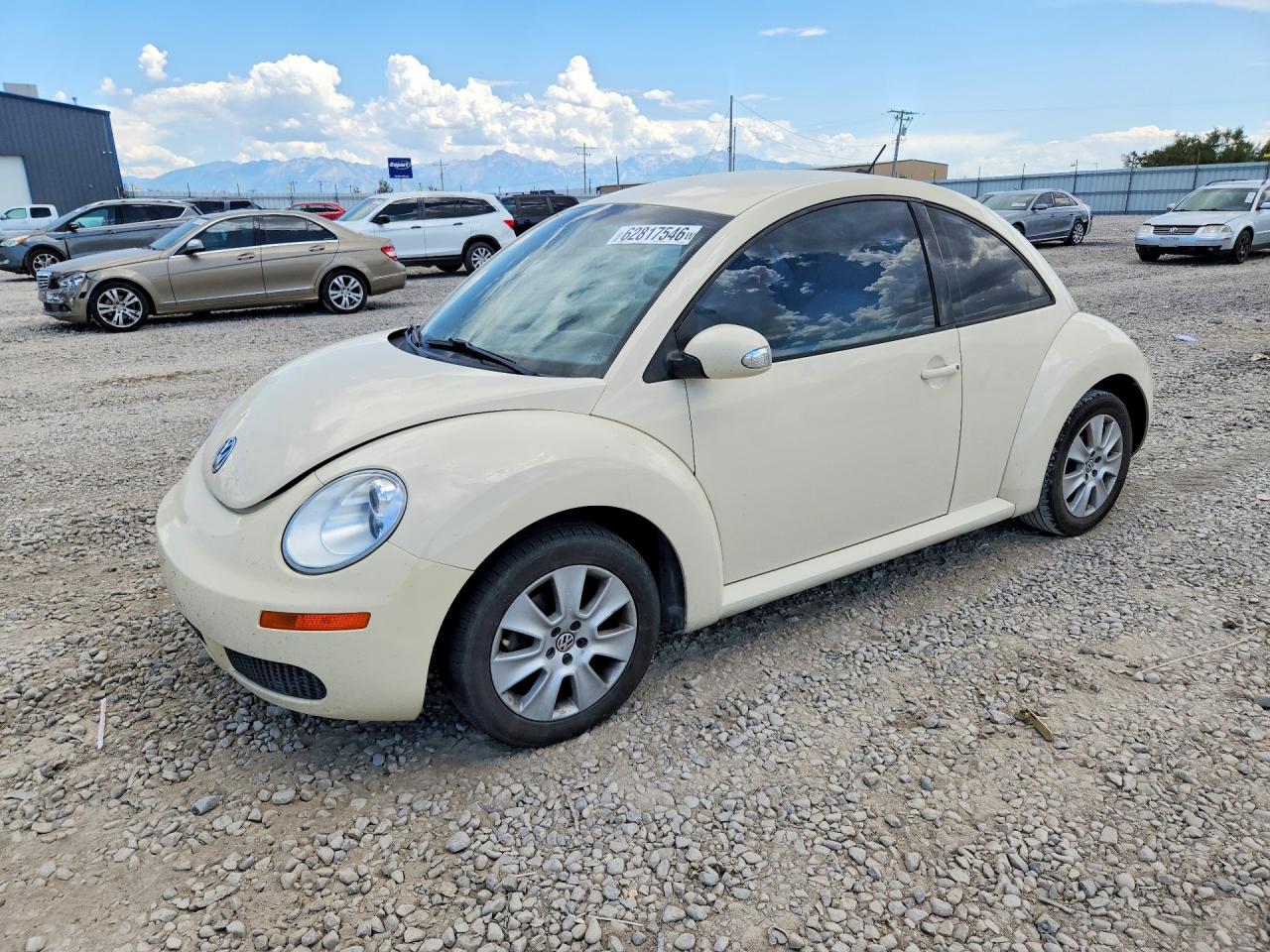 2009 VOLKSWAGEN BEETLE
