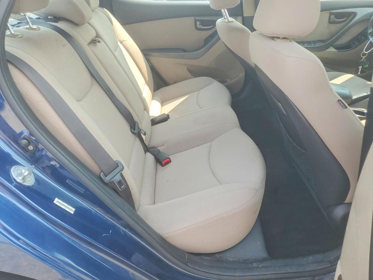 2015 HYUNDAI ELANTRA