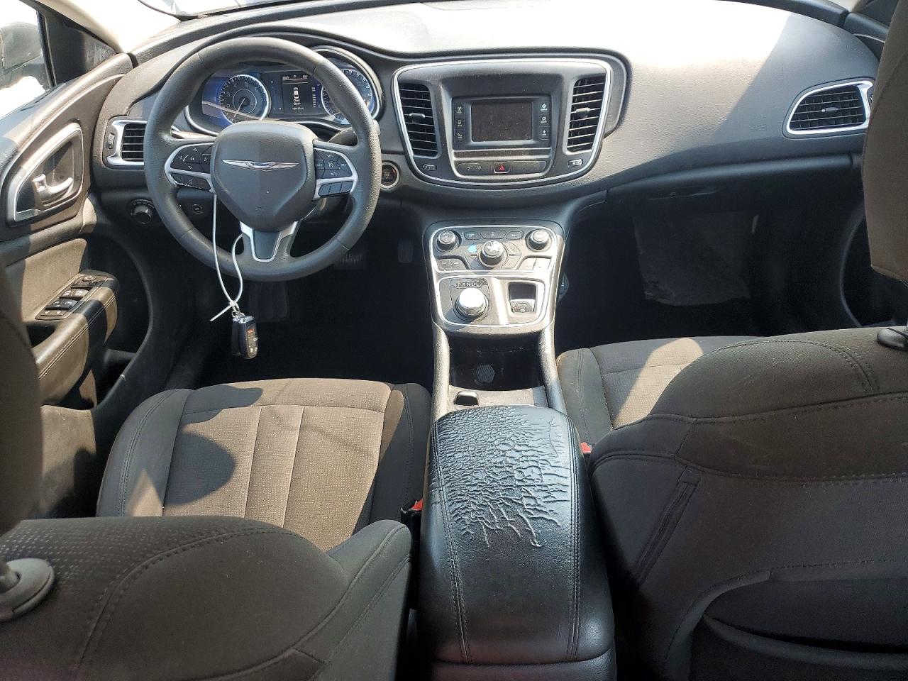2016 CHRYSLER 200