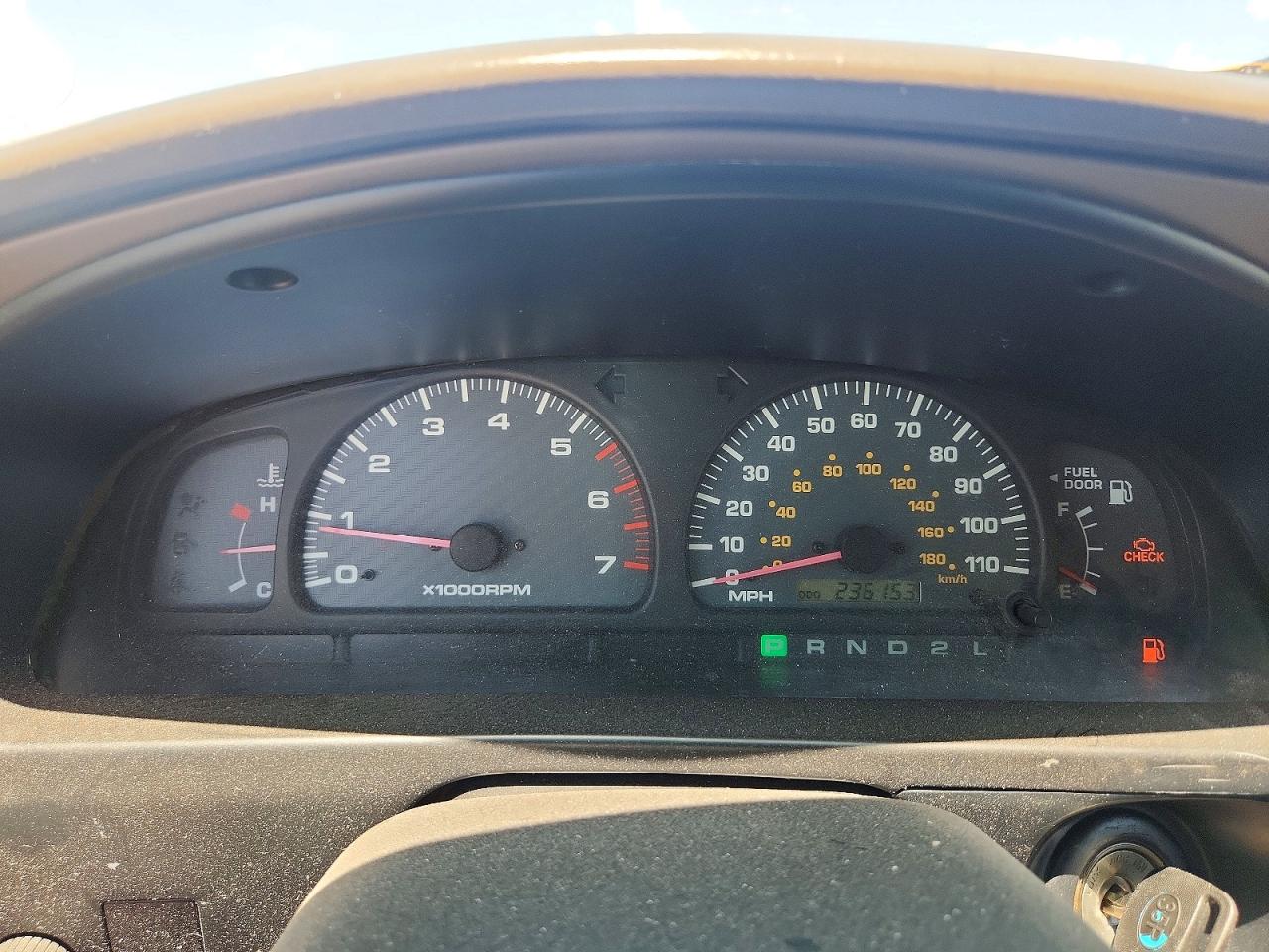 2000 TOYOTA 4RUNNER