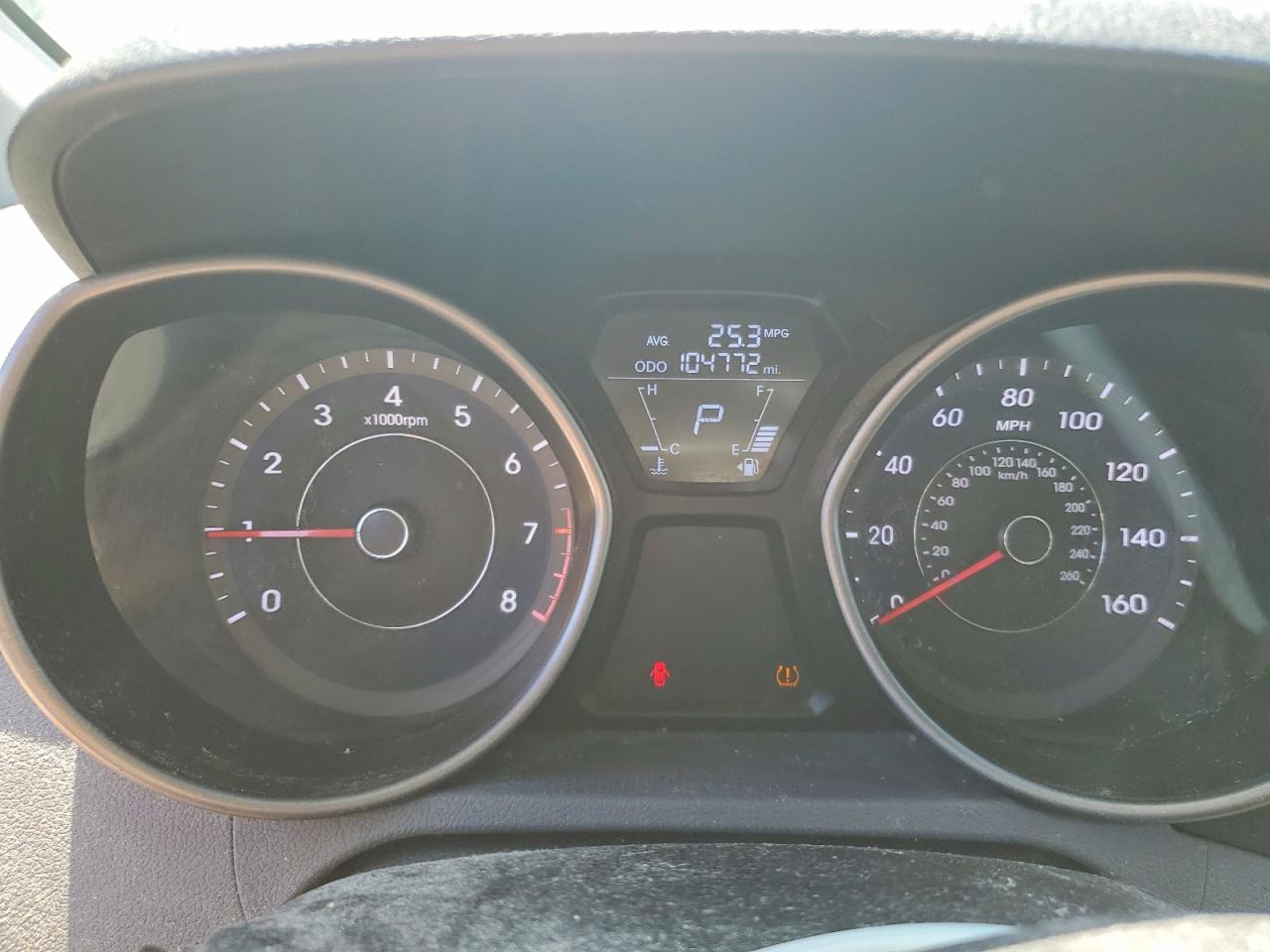 2013 HYUNDAI ELANTRA