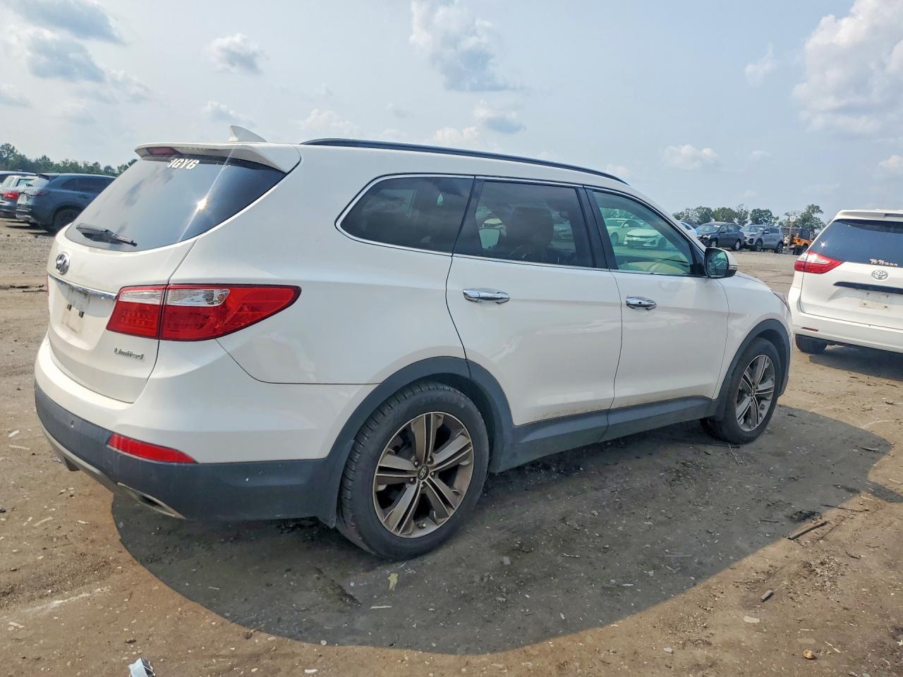 2014 HYUNDAI SANTA FE