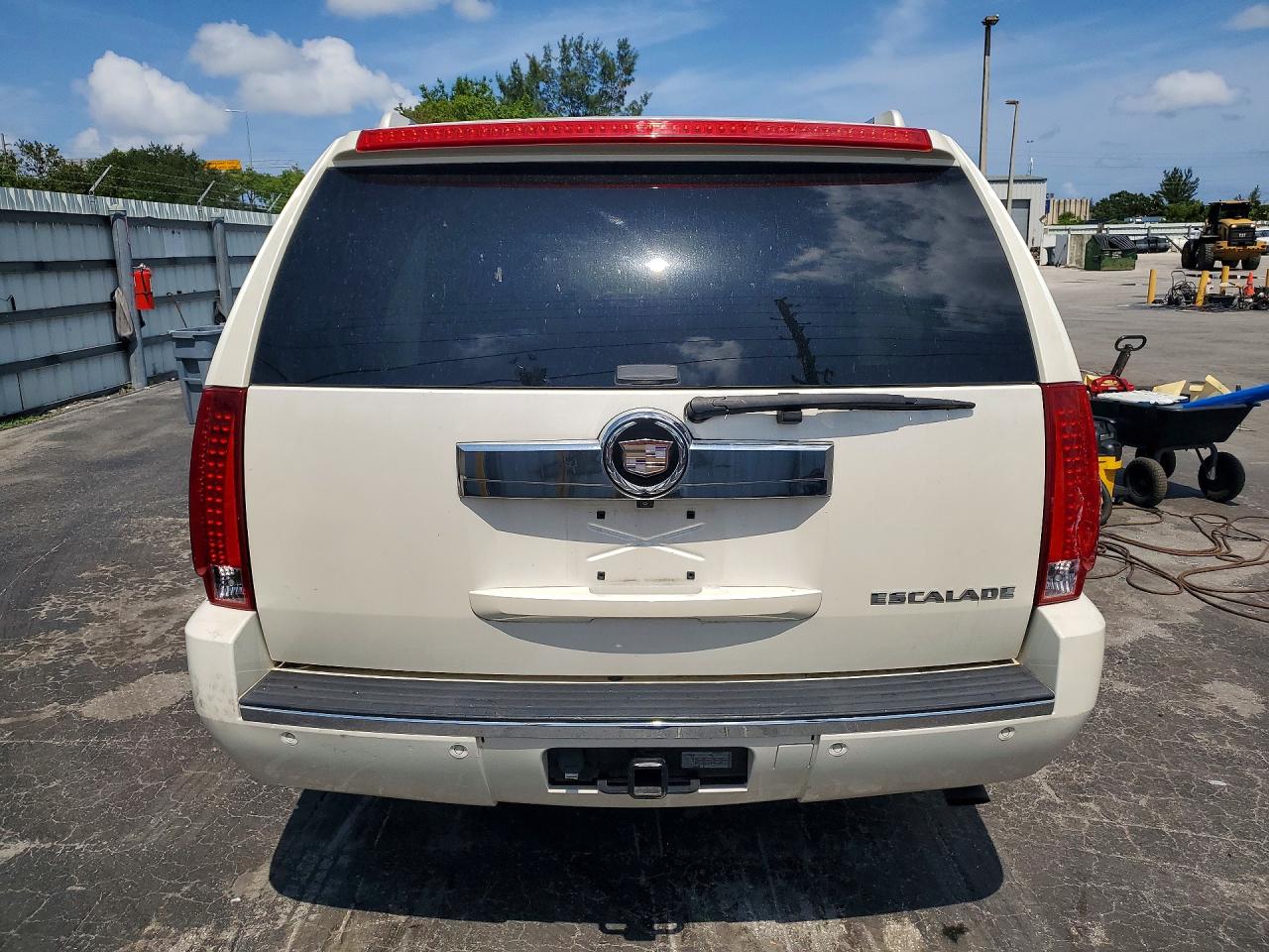 2008 CADILLAC ESCALADE
