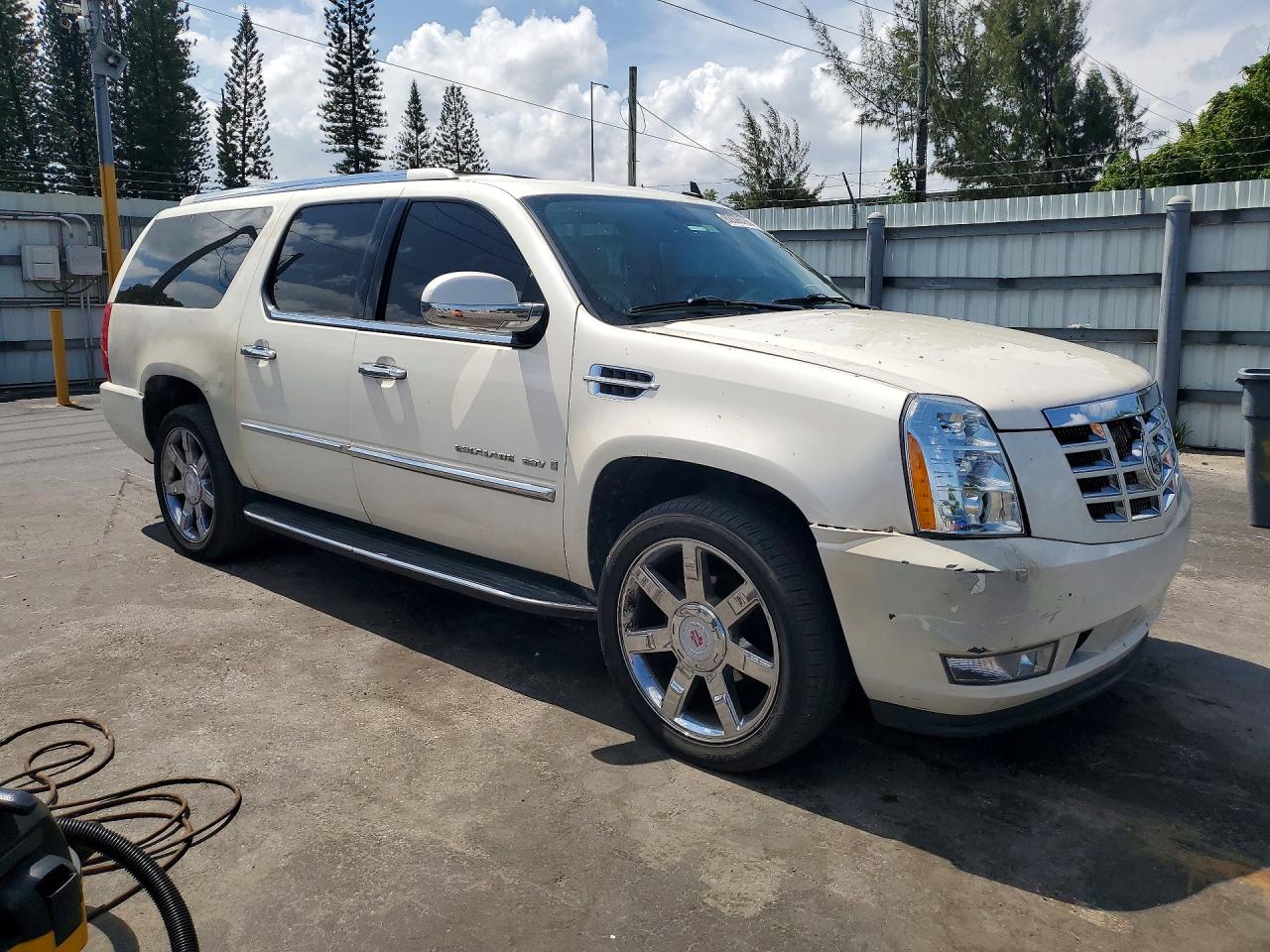 2008 CADILLAC ESCALADE