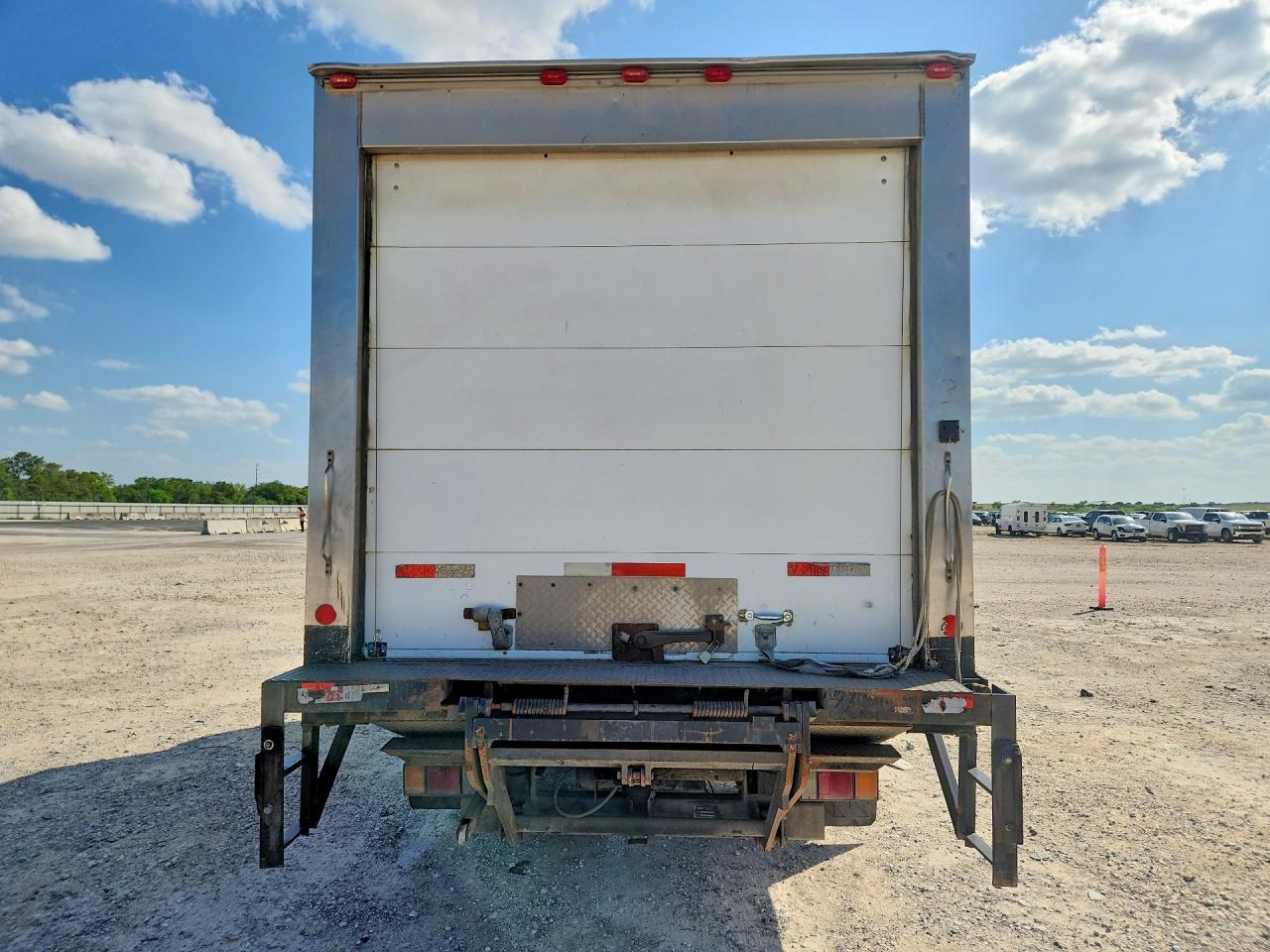 2013 ISUZU NPR