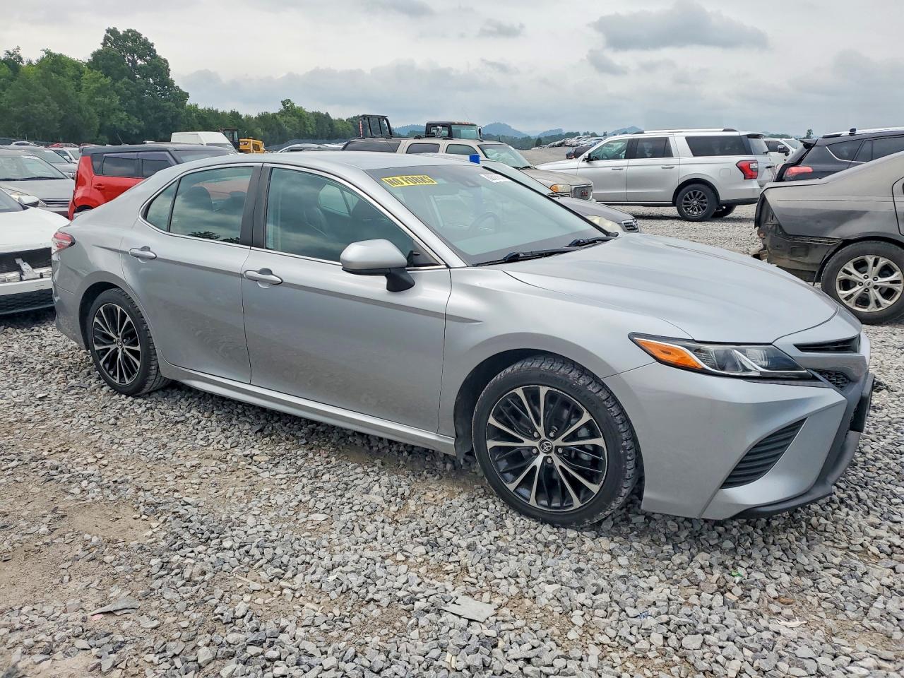 2020 TOYOTA CAMRY