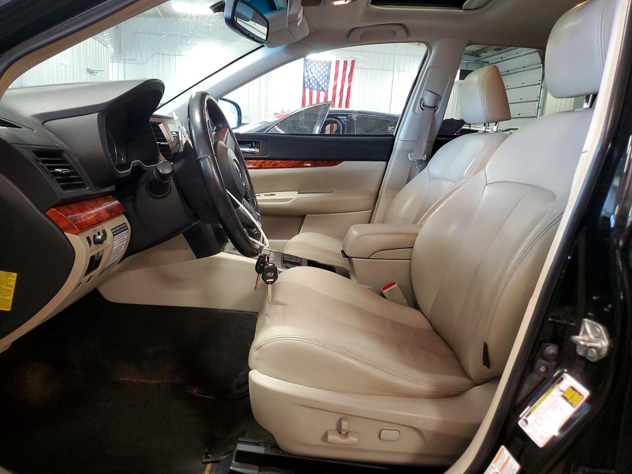 2011 SUBARU OUTBACK
