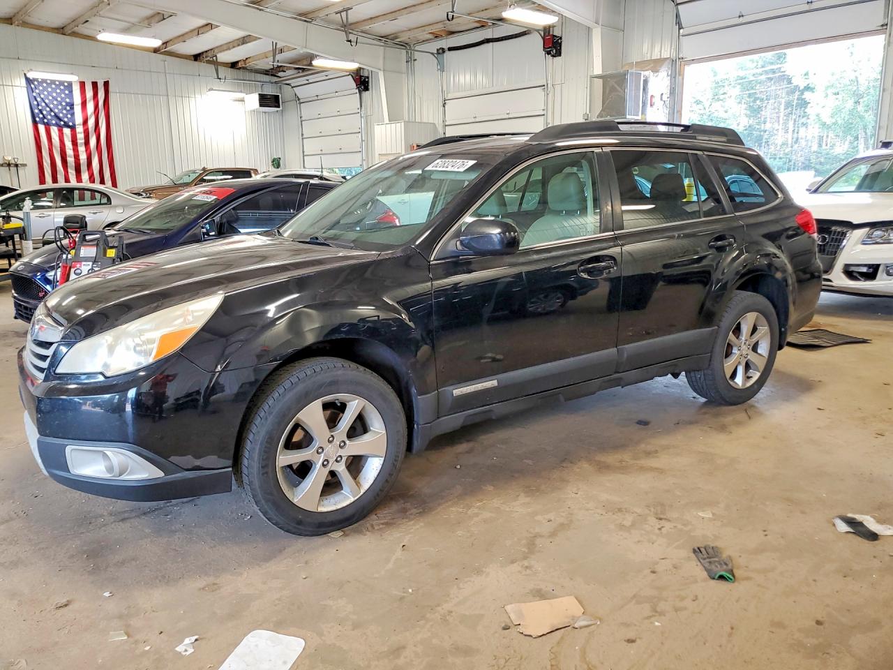 2011 SUBARU OUTBACK
