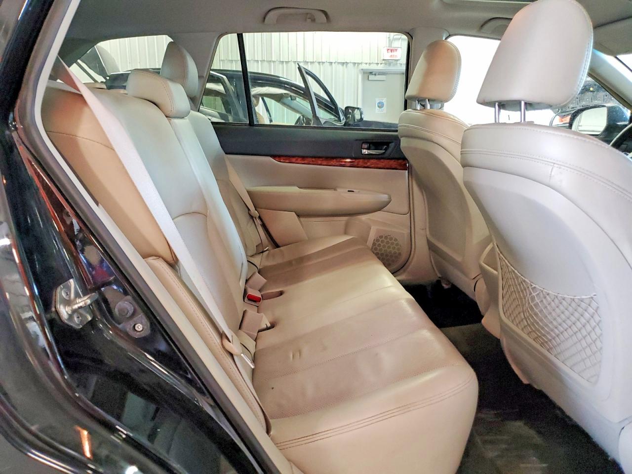 2011 SUBARU OUTBACK