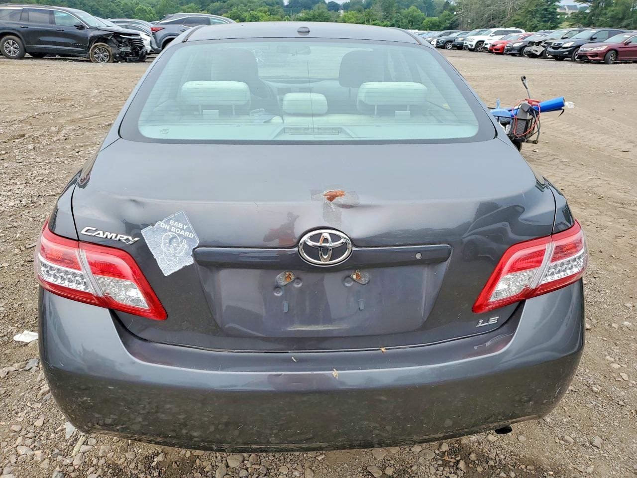 2010 TOYOTA CAMRY