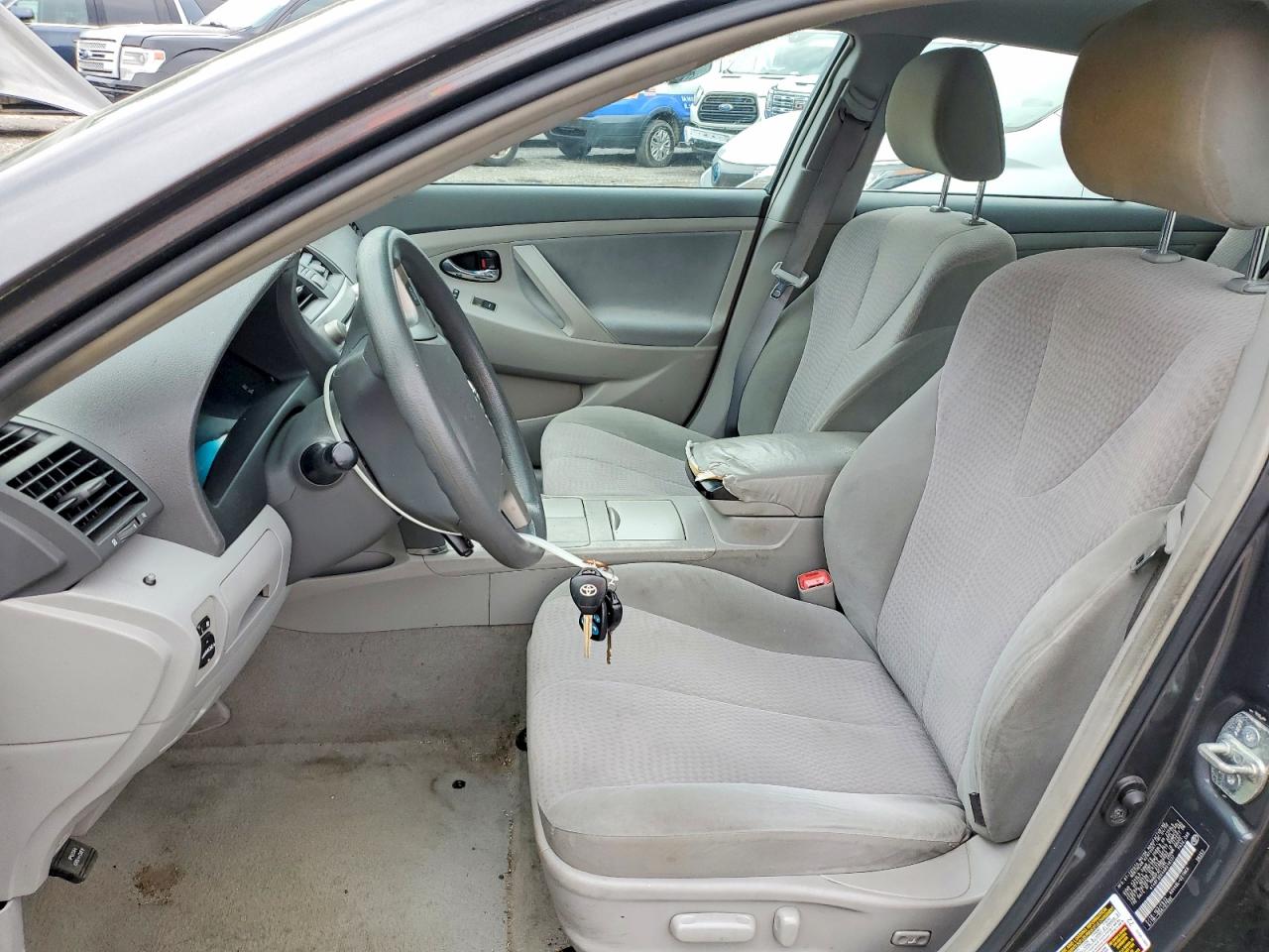 2010 TOYOTA CAMRY