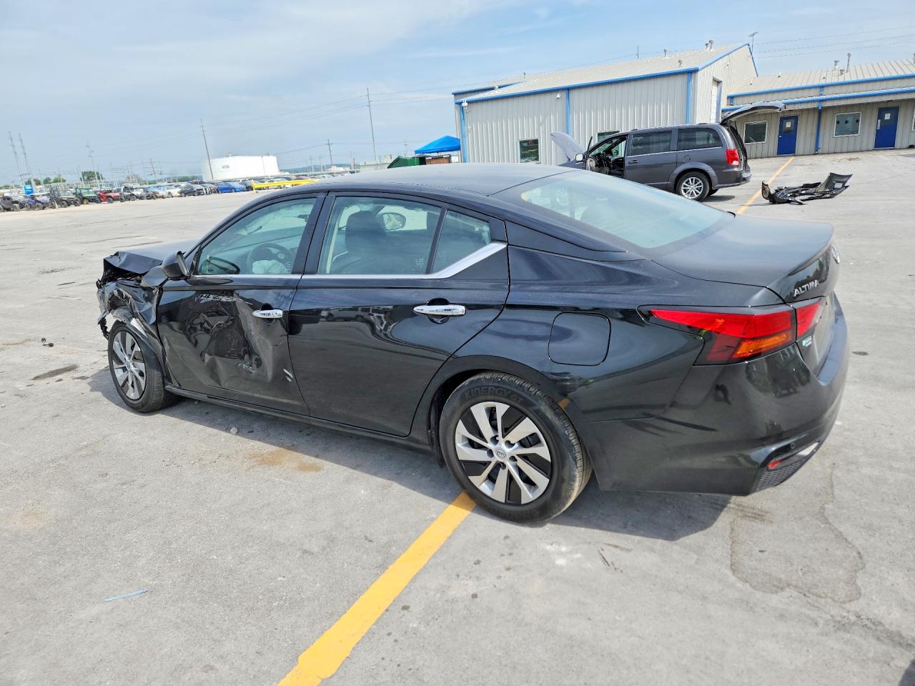 2024 NISSAN ALTIMA