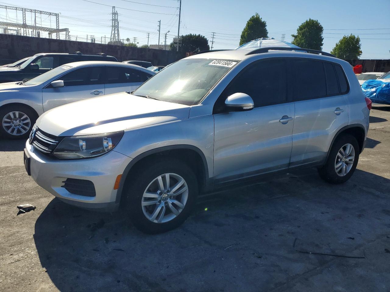 2016 VOLKSWAGEN TIGUAN