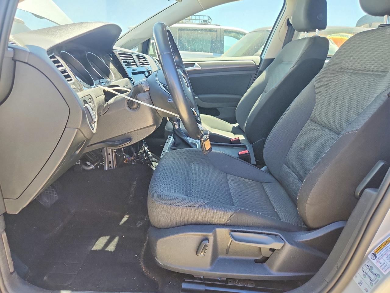 2019 VOLKSWAGEN GOLF