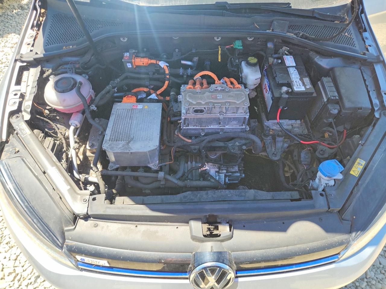 2019 VOLKSWAGEN GOLF