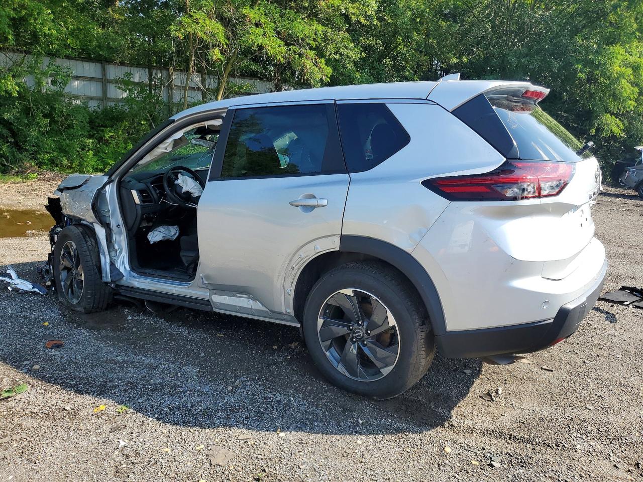 2025 NISSAN ROGUE