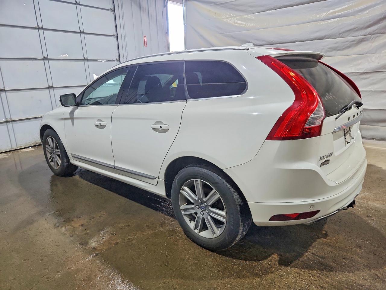 2017 VOLVO XC60