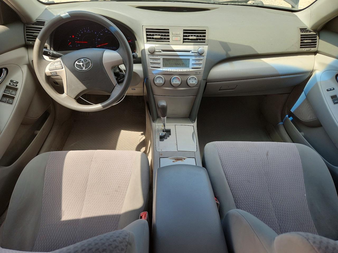 2011 TOYOTA CAMRY
