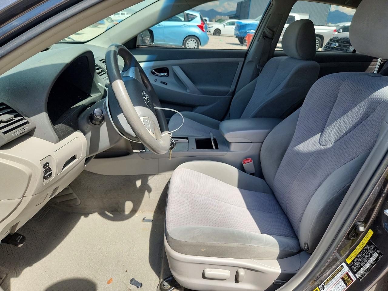 2011 TOYOTA CAMRY