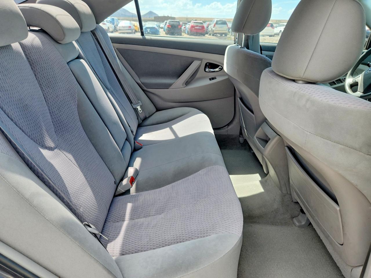 2011 TOYOTA CAMRY