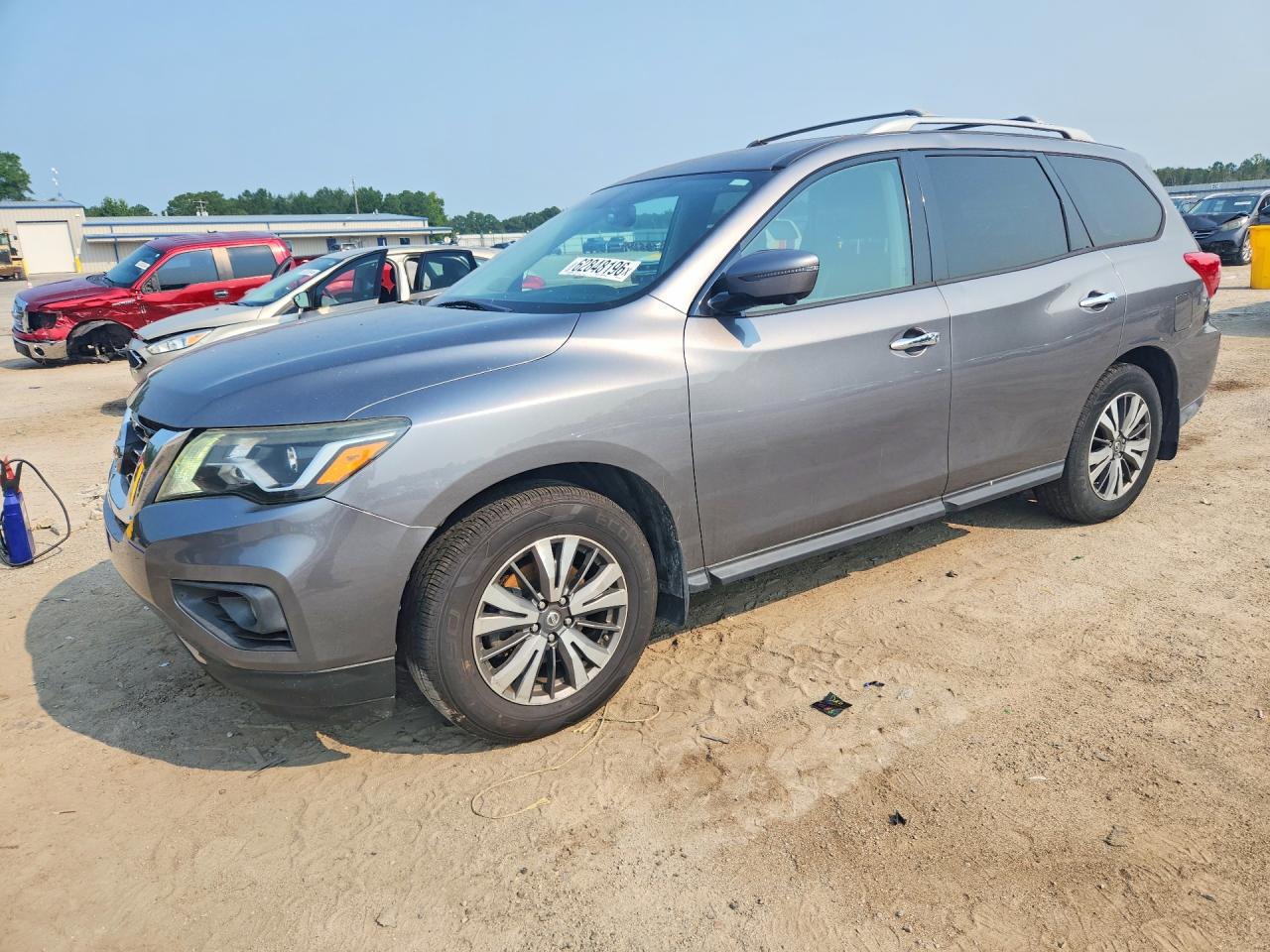 2017 NISSAN PATHFINDER