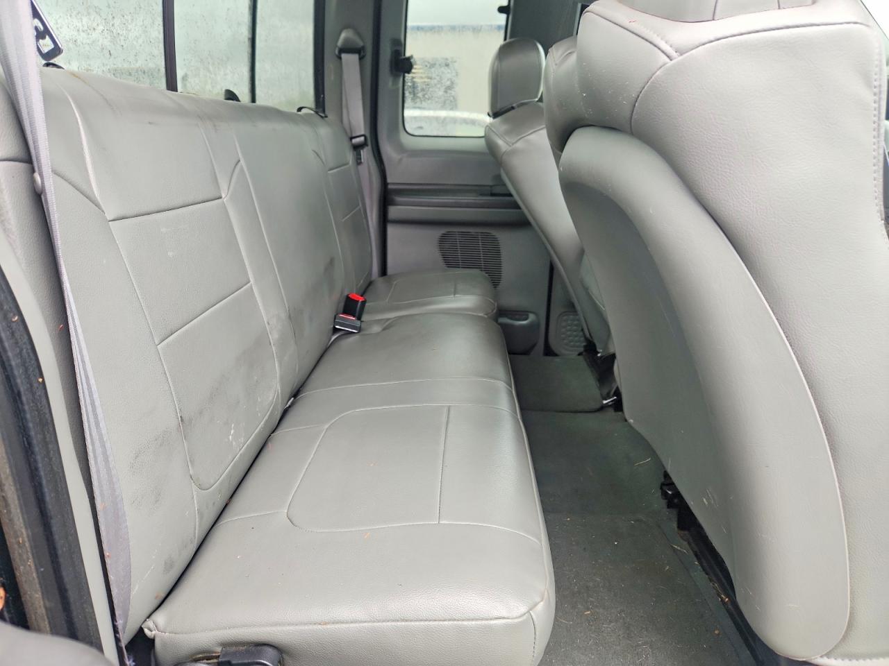 2004 FORD F350