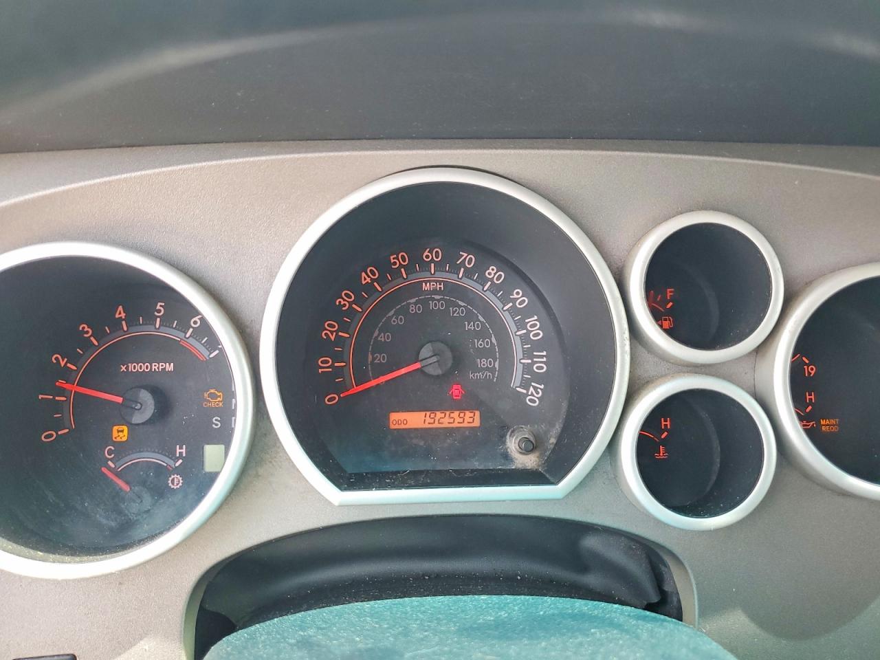 2010 TOYOTA TUNDRA