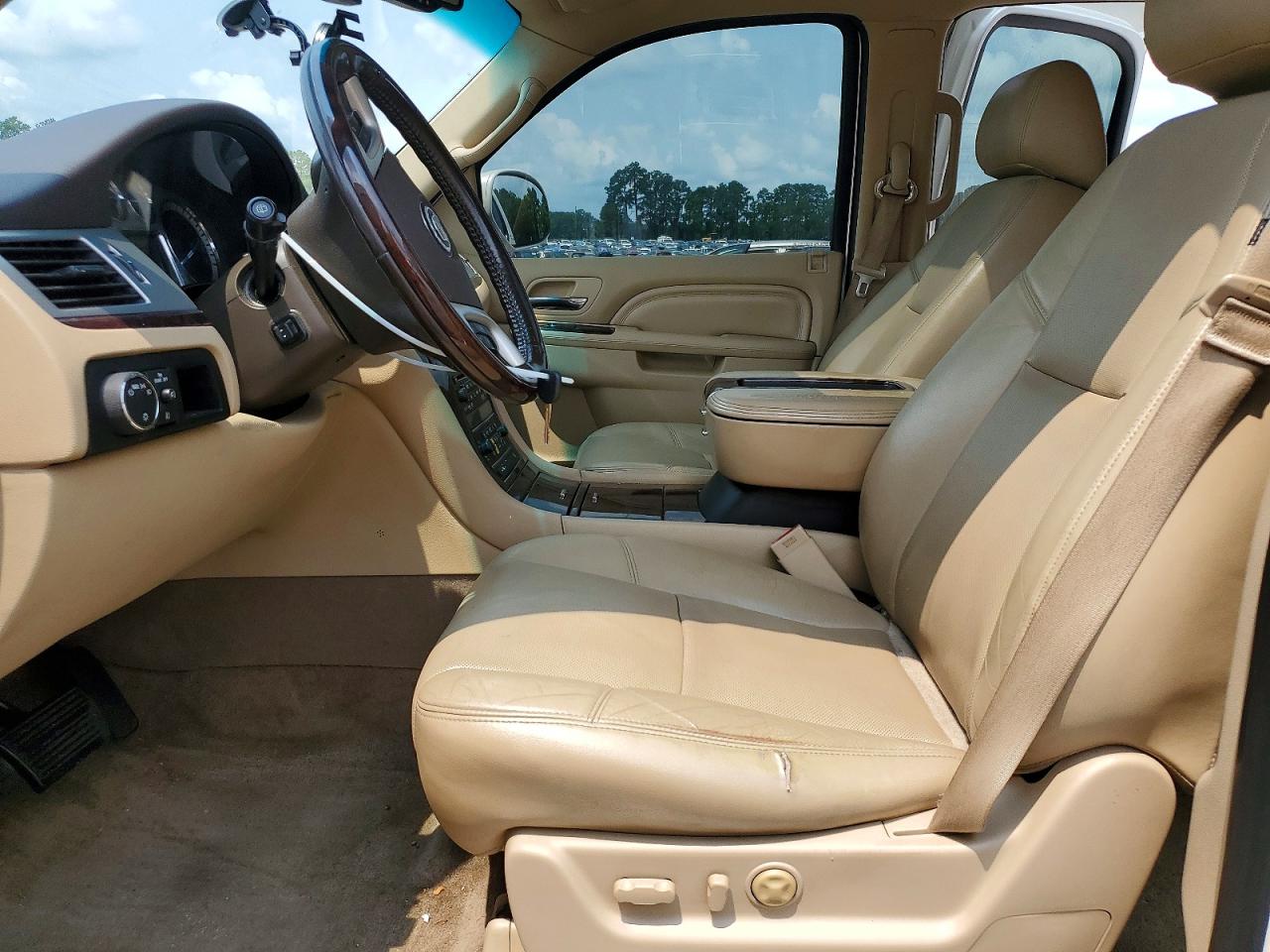2013 CADILLAC ESCALADE