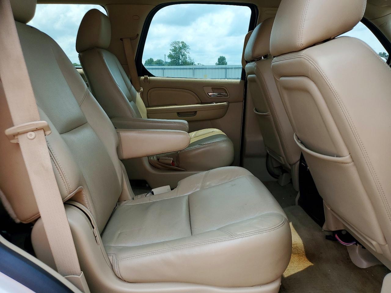 2013 CADILLAC ESCALADE