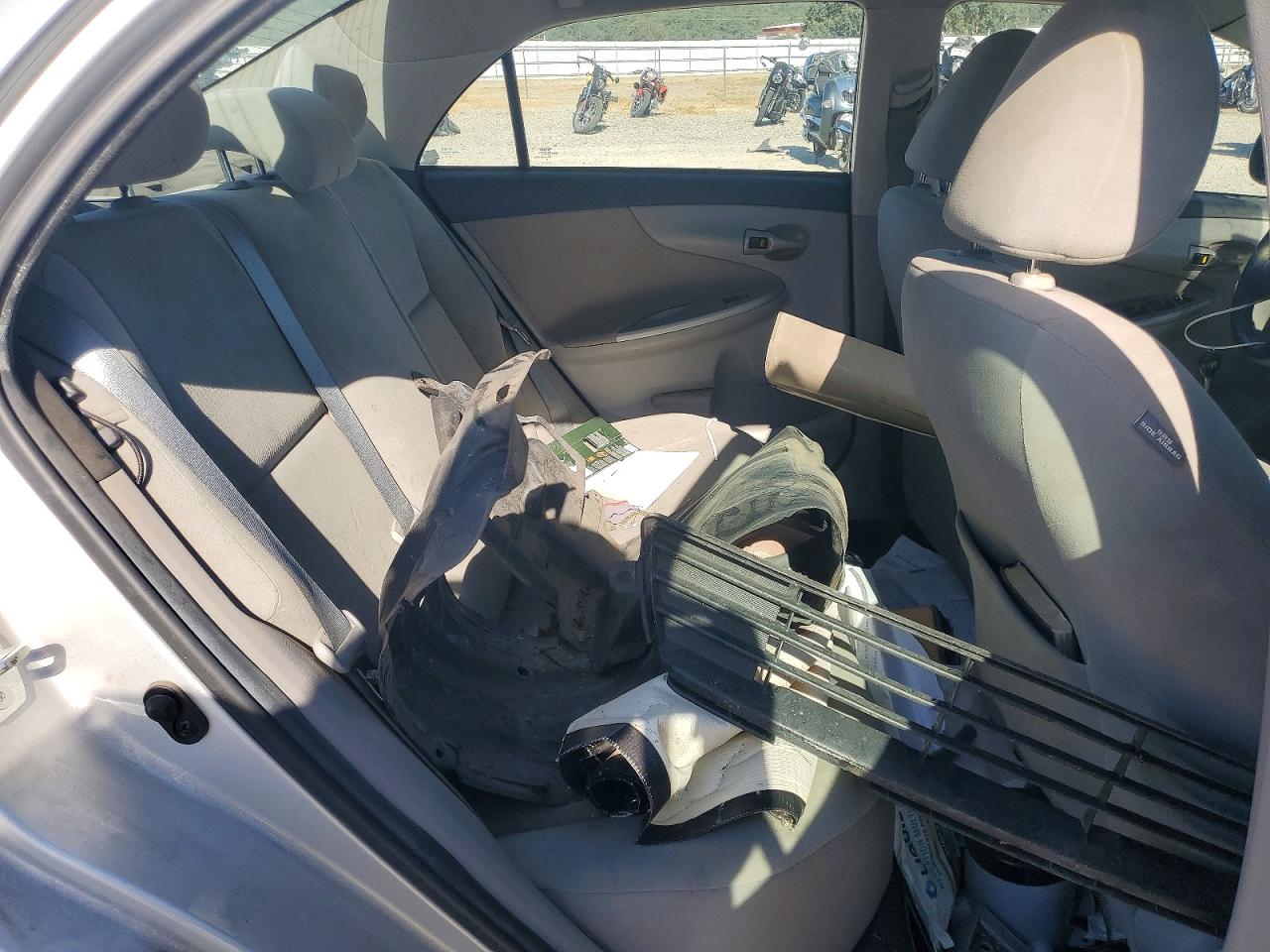 2013 TOYOTA COROLLA