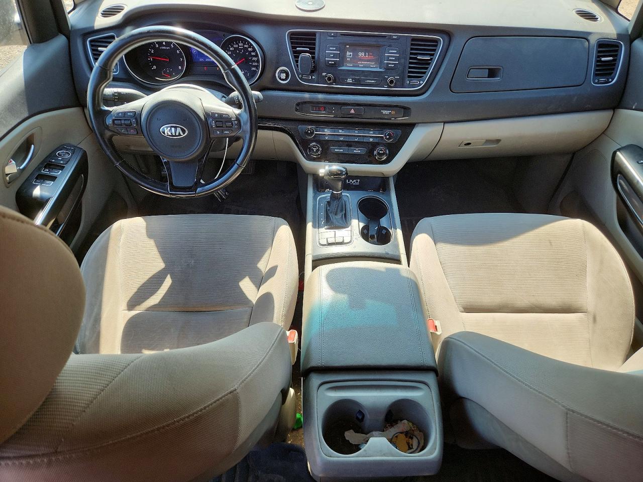 2015 KIA SEDONA