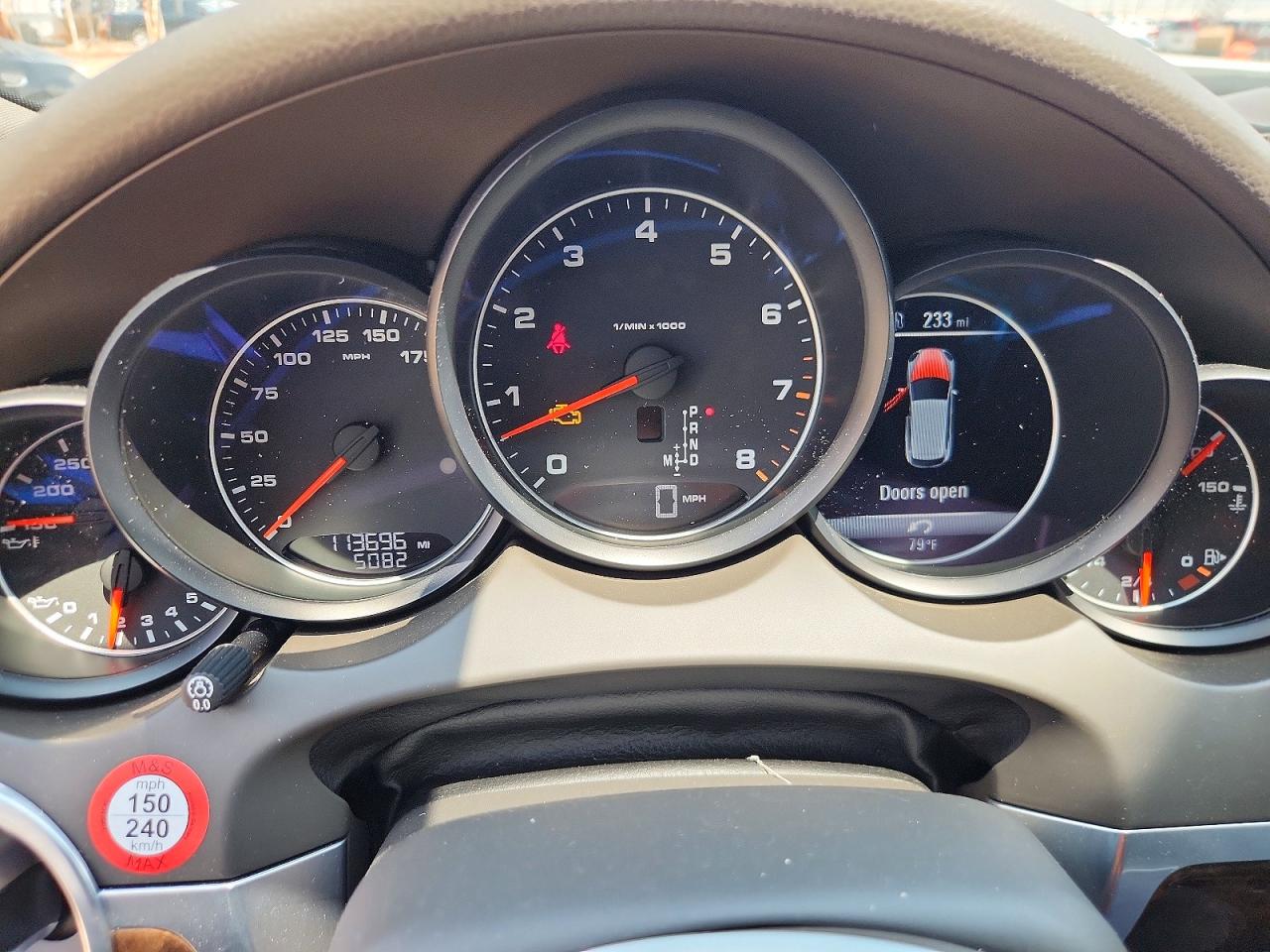 2018 PORSCHE CAYENNE