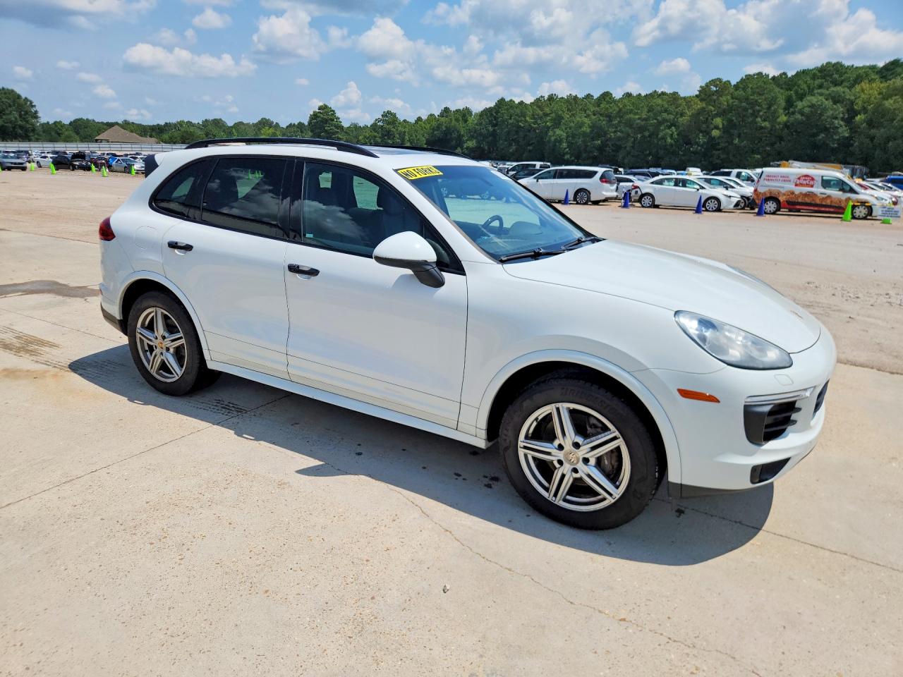 2018 PORSCHE CAYENNE