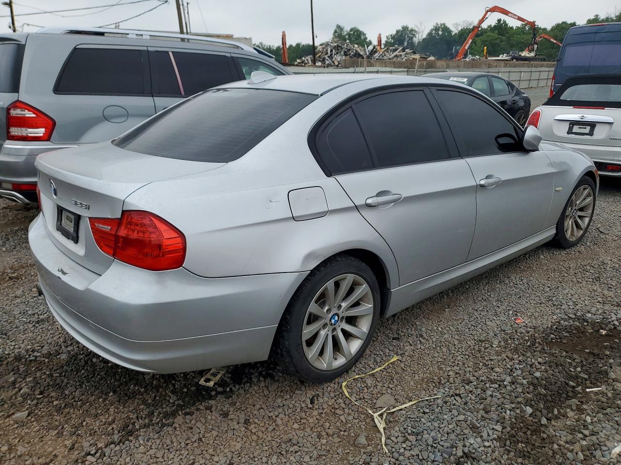 2011 BMW 3 SERIES
