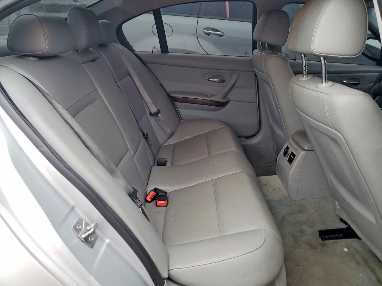 2011 BMW 3 SERIES