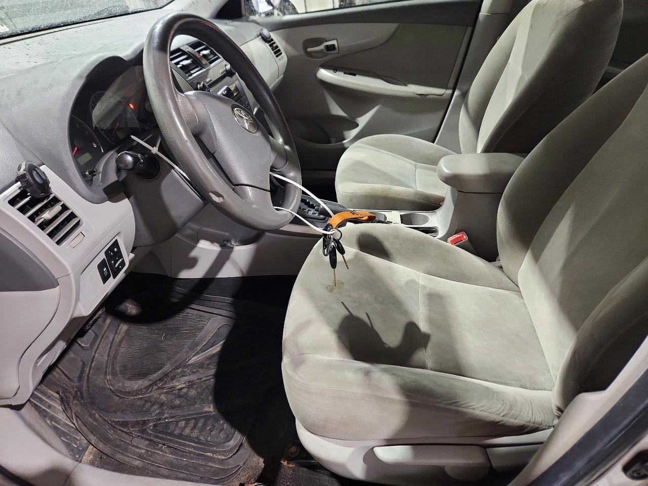 2009 TOYOTA COROLLA