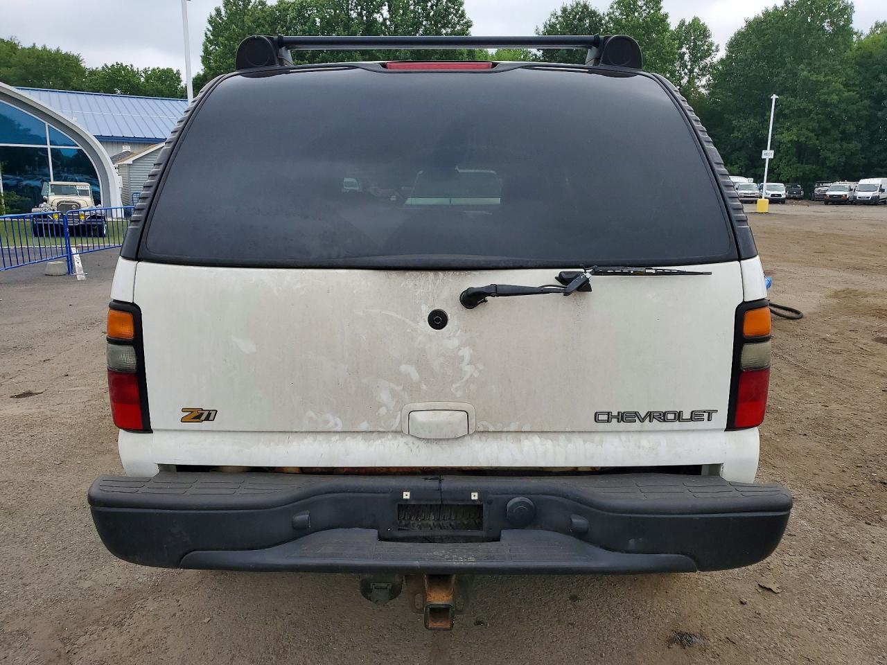 2004 CHEVROLET TAHOE