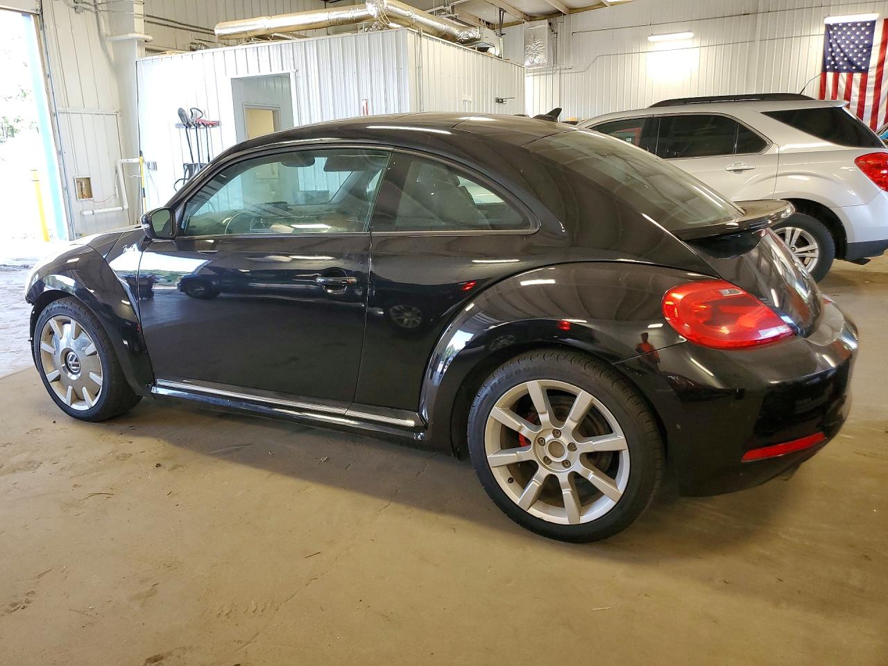 2013 VOLKSWAGEN BEETLE
