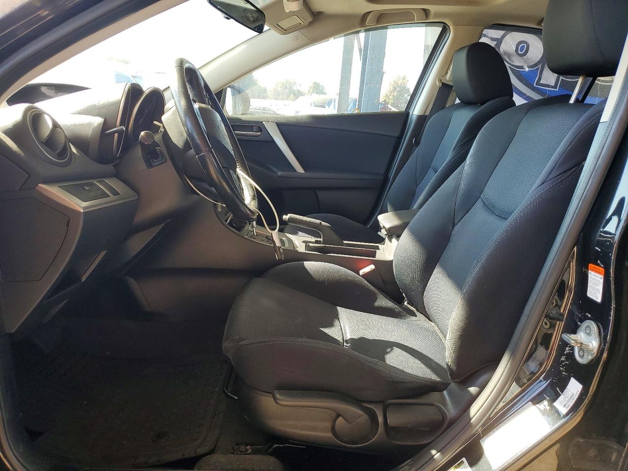 2010 MAZDA MAZDA3