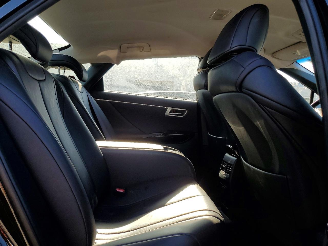 2020 TOYOTA MIRAI