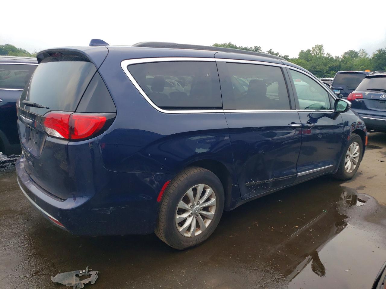 2017 CHRYSLER PACIFICA