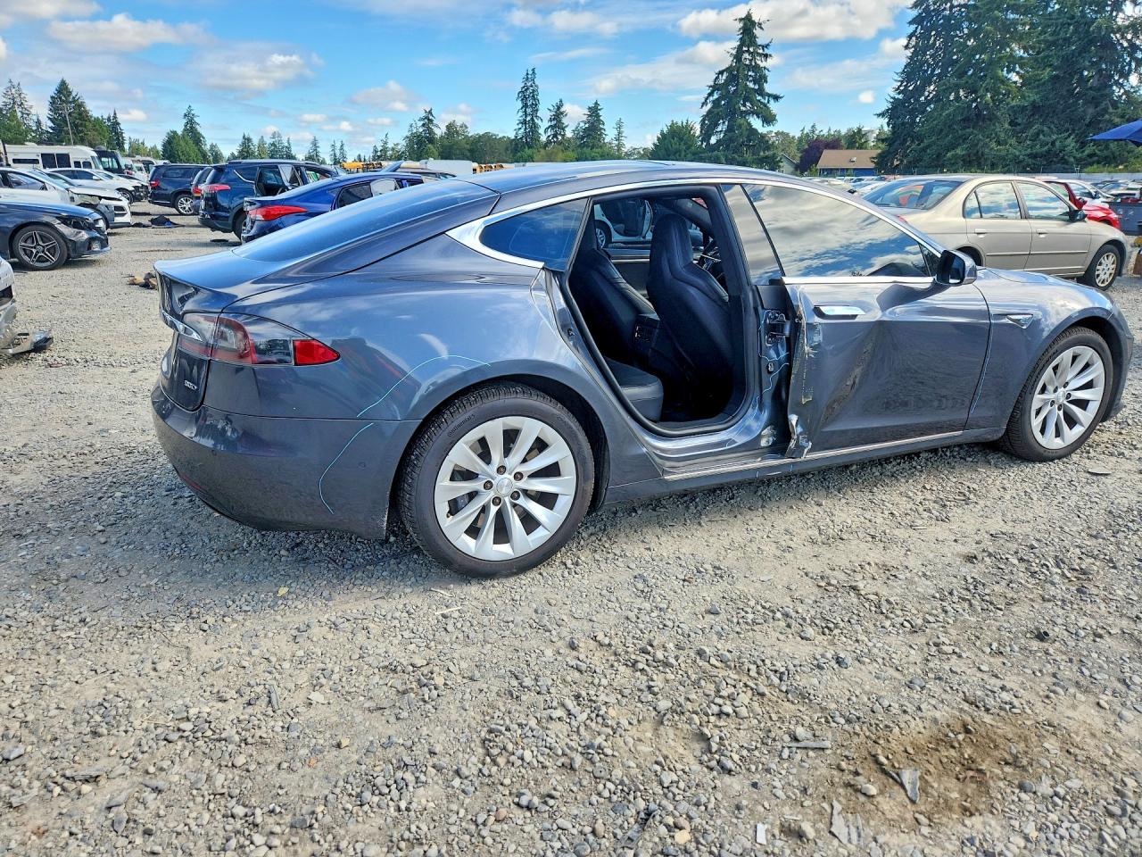 2016 TESLA MODEL S