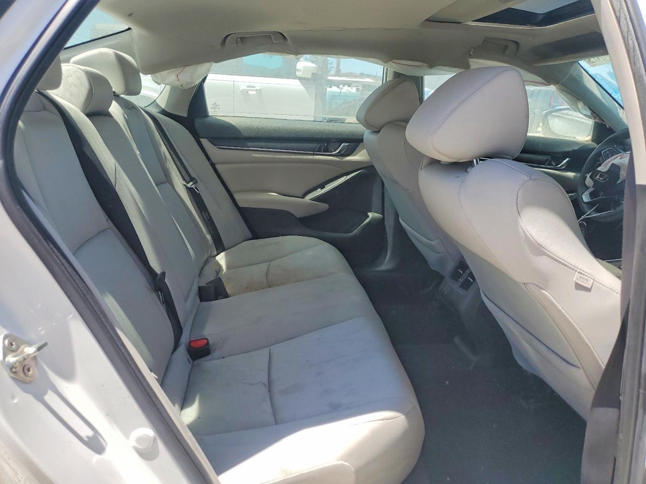 2019 HONDA ACCORD