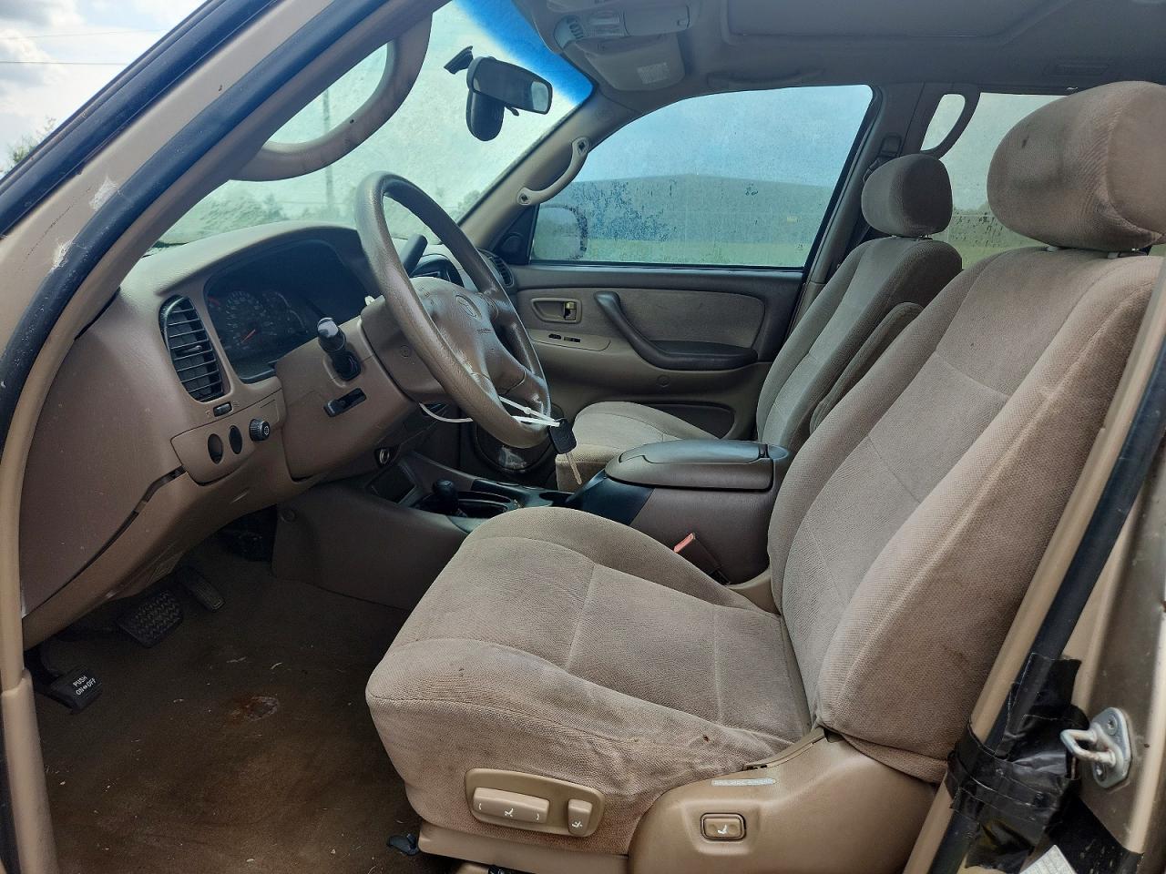 2002 TOYOTA SEQUOIA